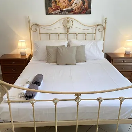 Bacio Di Luna * Bari